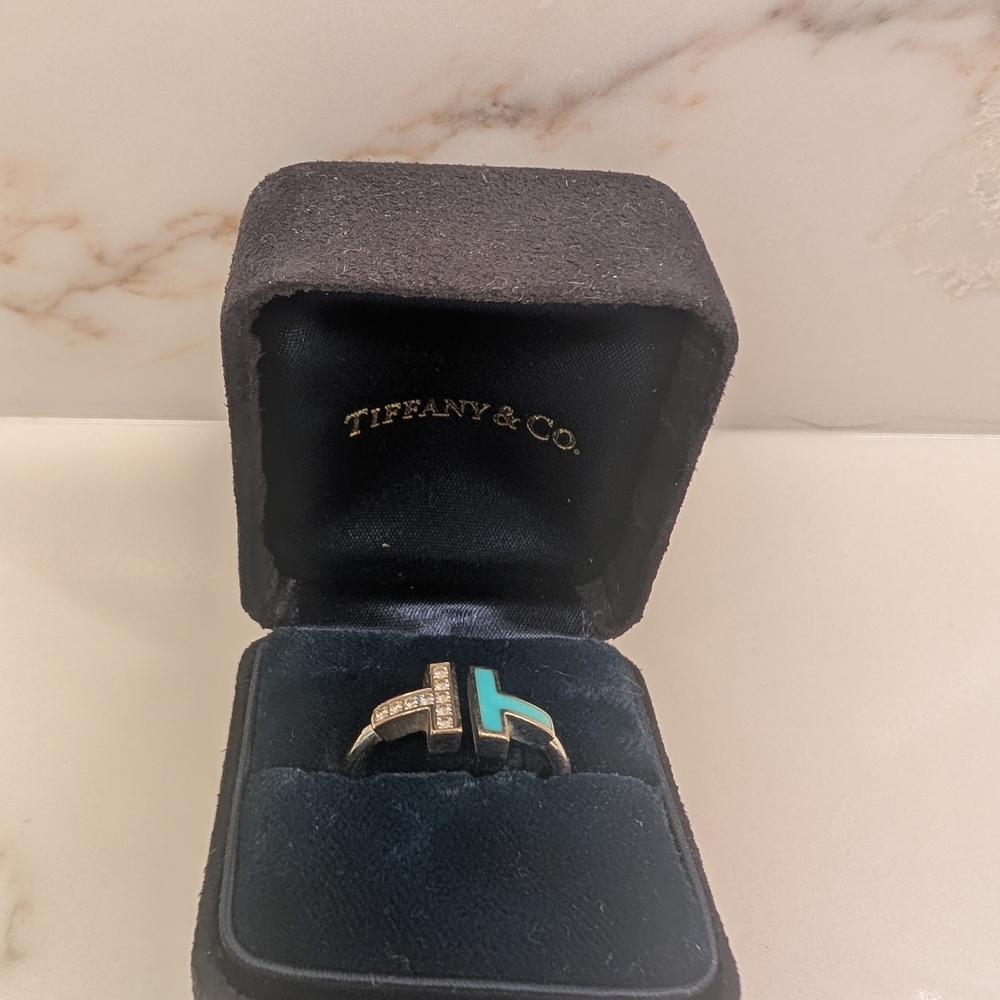 Tiffany & Co. T Wire Ring 💎 18K White Gold with Turquoise & Diamonds – Size 7 –